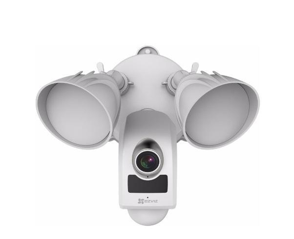 Camera IP ngoài trời tích hợp đèn pha và còi báo động EZVIZ CS-LC1-A0-1B2WPFRL